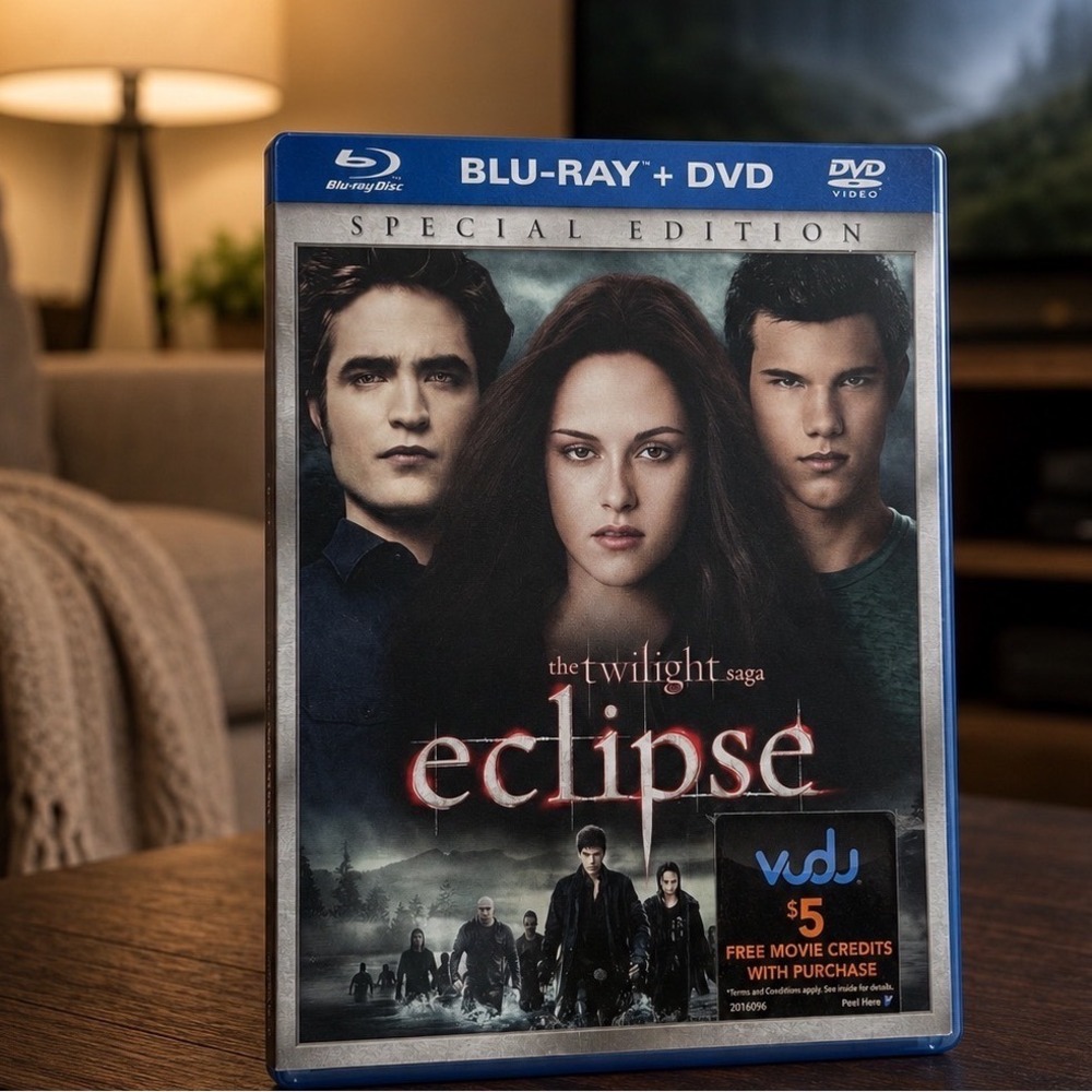 The Twilight Saga Eclipse Special Edition Blu-ray DVD Combo One Disc 2010 13-117